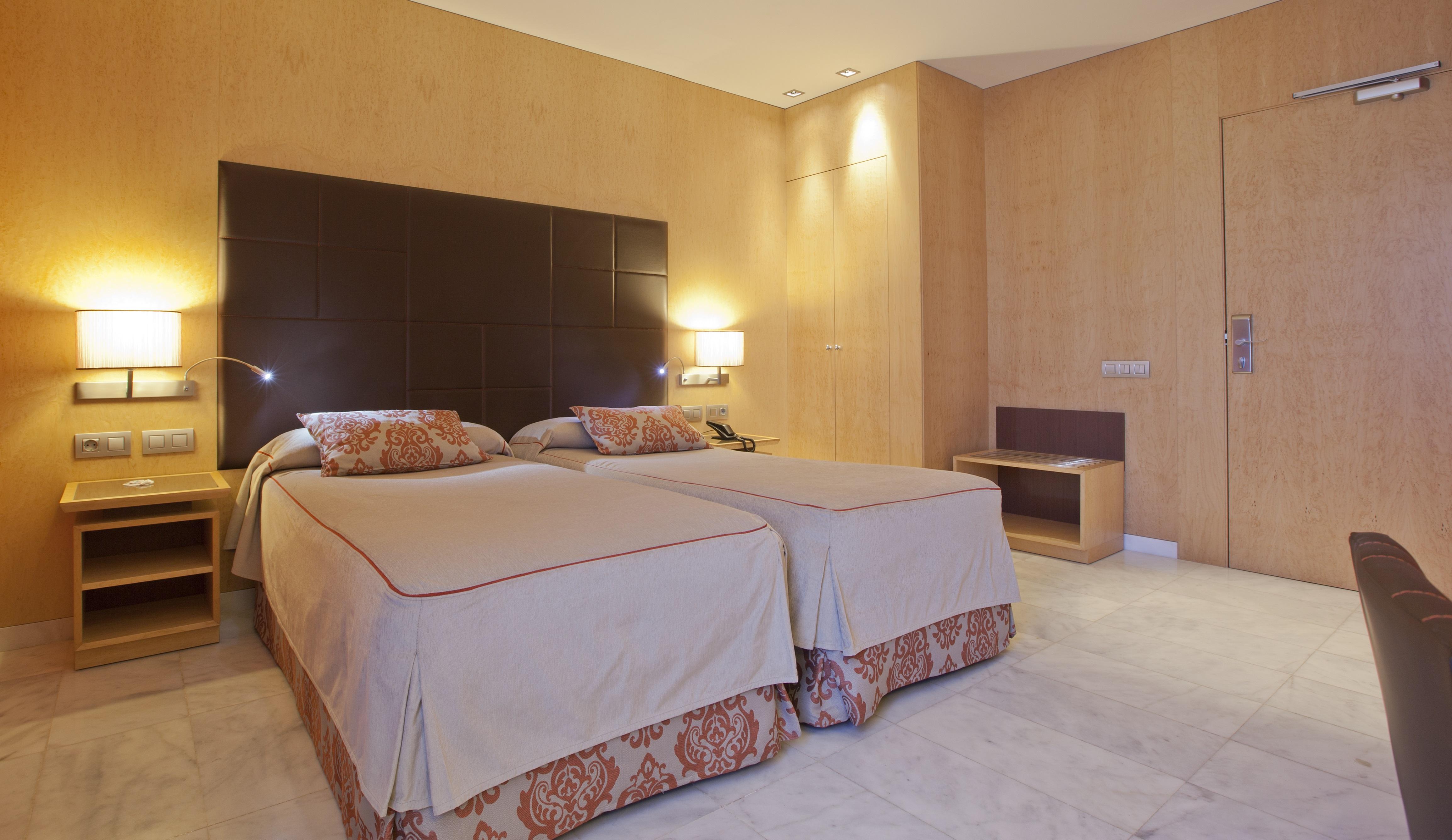 Hotel Medinaceli New Reopening 2025 Barcelona Bagian luar foto