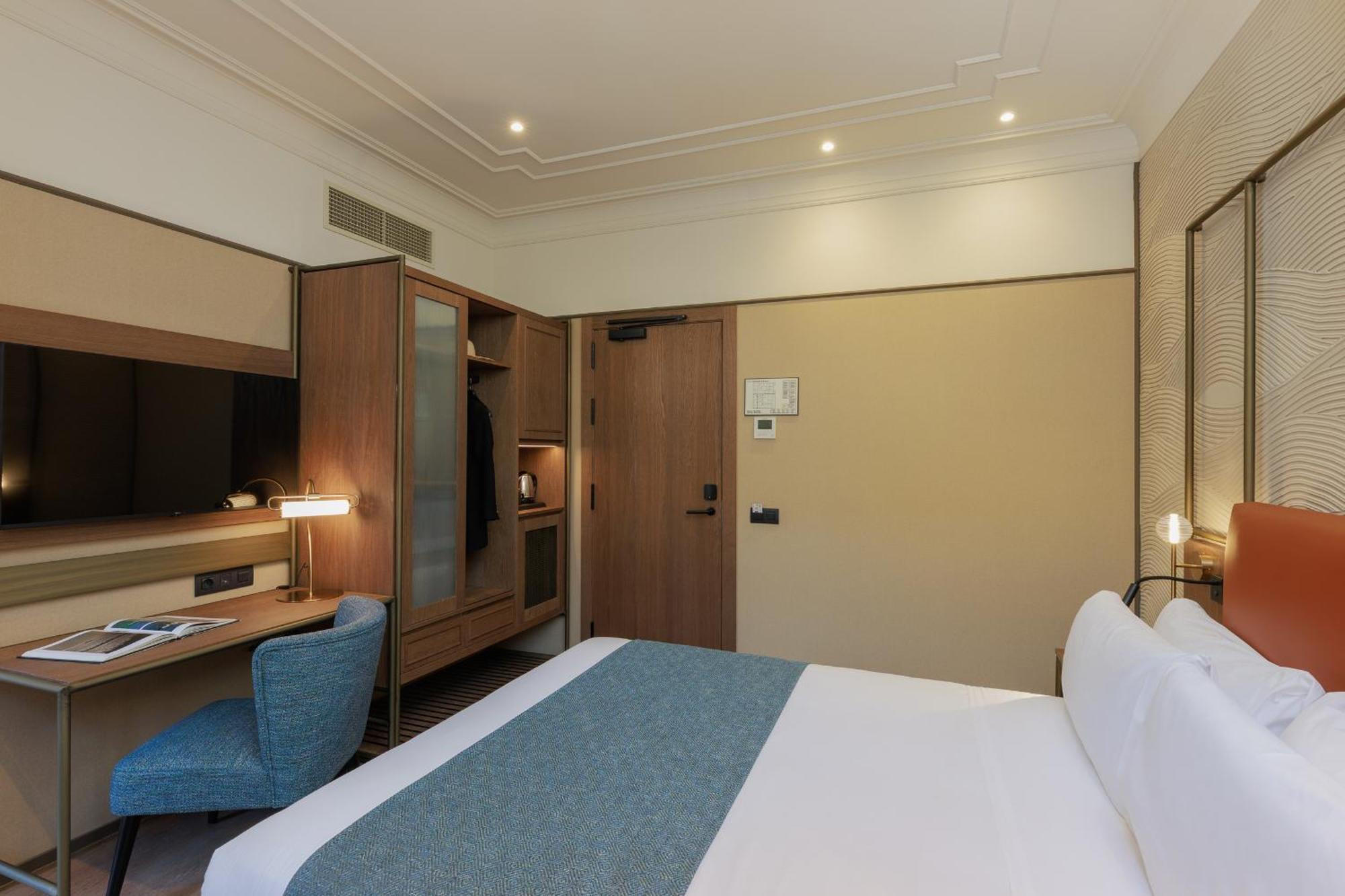 Hotel Medinaceli New Reopening 2025 Barcelona Ruang foto